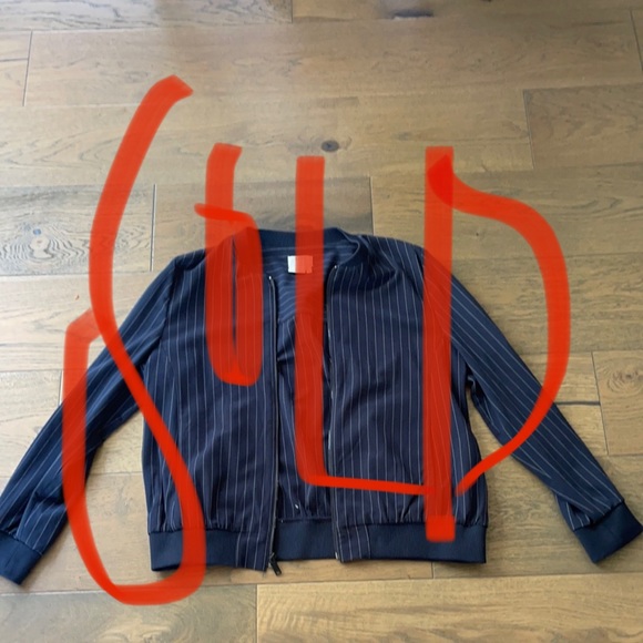 DNKY navy blue bomber jacket. - Picture 1 of 4